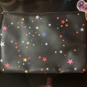 Gap clutch with stars